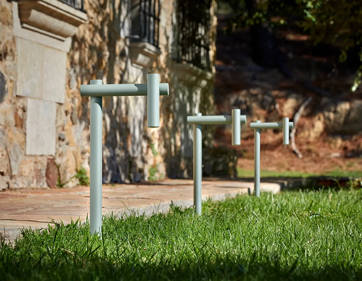 TIK BOLLARD TALL OUTDOOR 